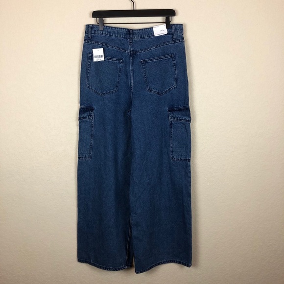 Forever 21 • Wide Leg Cargo Jeans - Picture 8 of 14